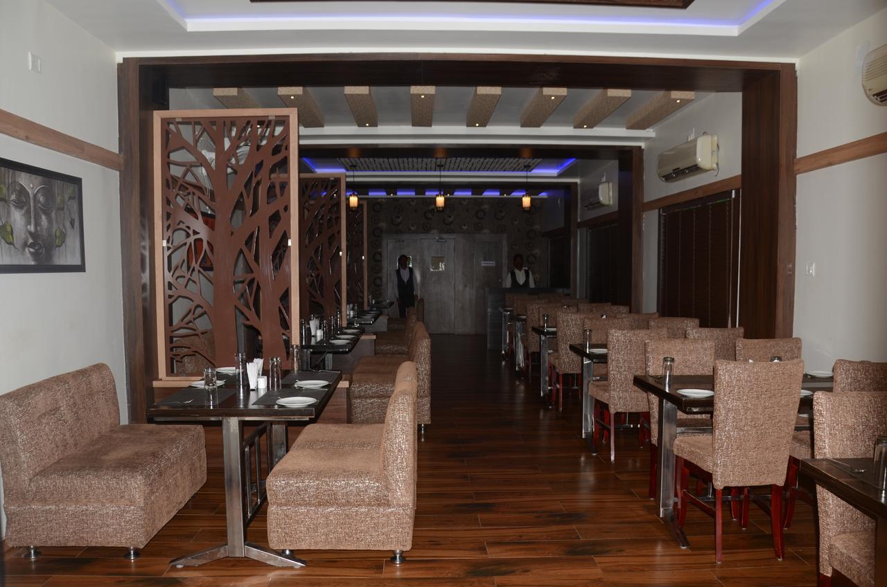 Hotel Triveni Balangir Ngoại thất bức ảnh