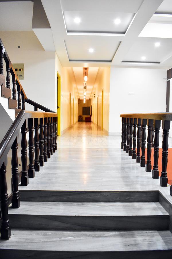 Hotel Triveni Balangir Ngoại thất bức ảnh