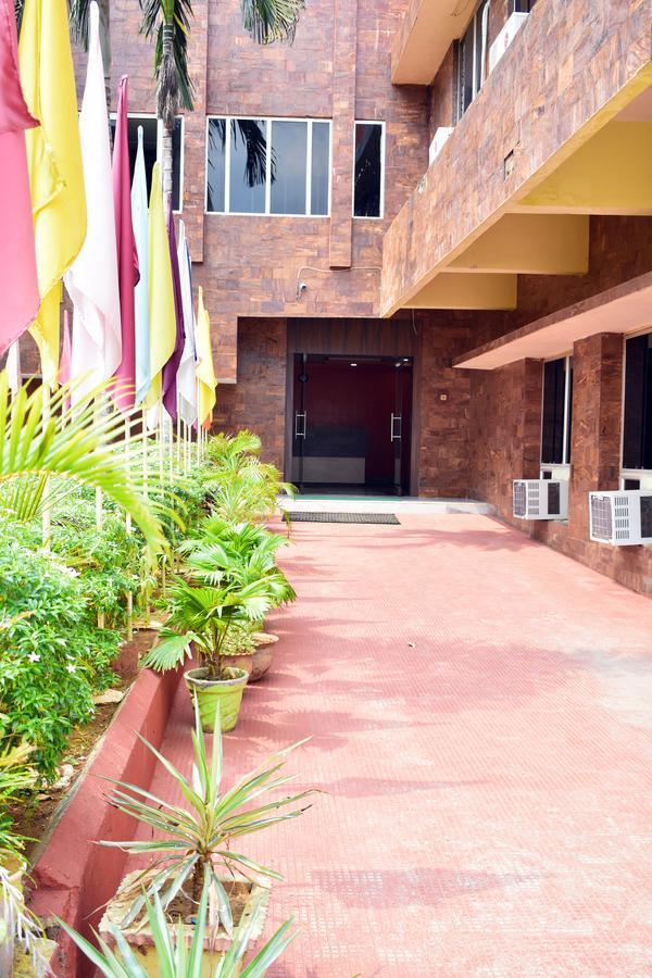 Hotel Triveni Balangir Ngoại thất bức ảnh